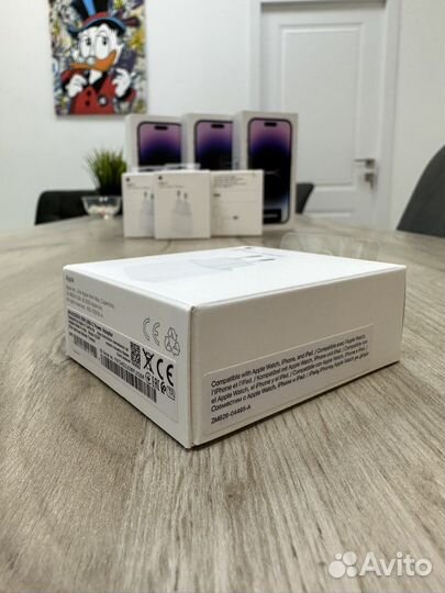 Apple 20W USB-C Power Adapter Оригинал