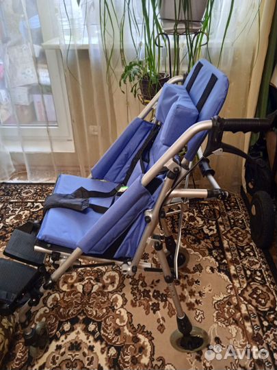 Инвалидная коляска новая