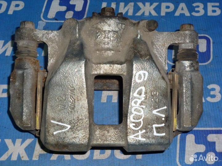 Суппорт передний левый Honda Accord 9 2013-2018