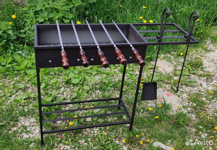 Мангал «Дачный» с боковой подставкой