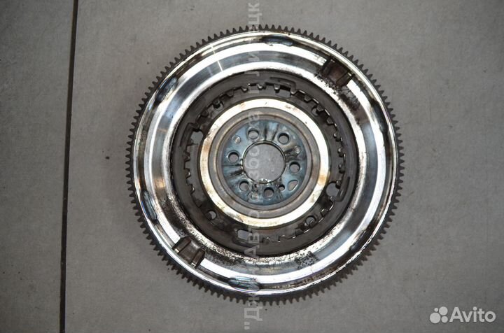 Маховик 1.2 tsi cbz 1.4 CAX Polo 5 Golf 6 Fabia 2