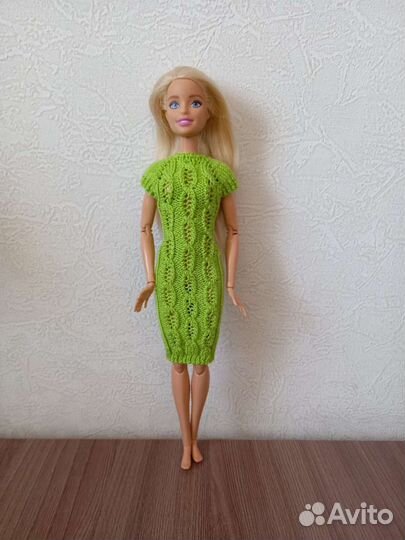 Вязаная одежда для куклы Барби туника