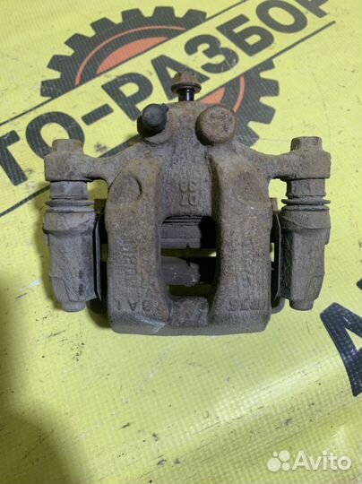 Суппорт задний левый Kia Sportage 4 QL