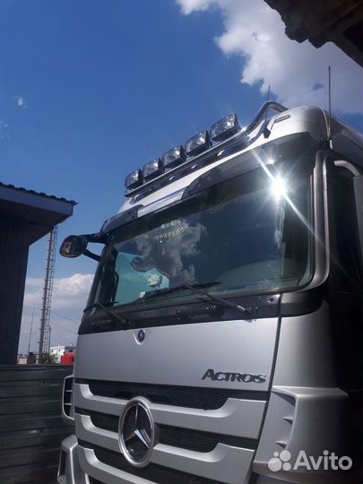 Дуга на крышу 60 мм Mercedes-Benz Actros