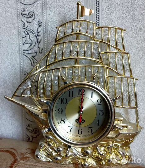 Часы настольные