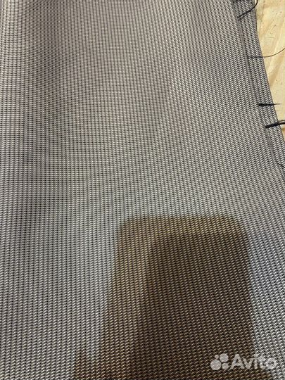 Ткань и молнии