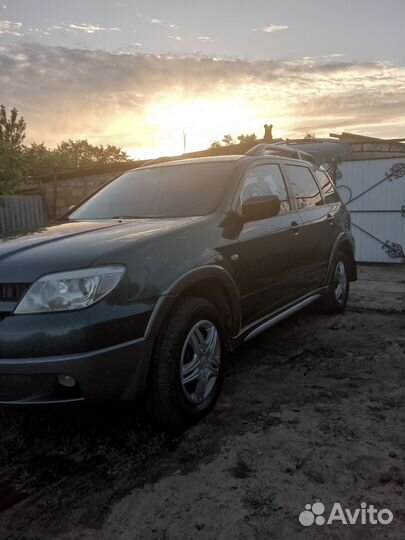 Mitsubishi Outlander 2.4 AT, 2006, 230 000 км