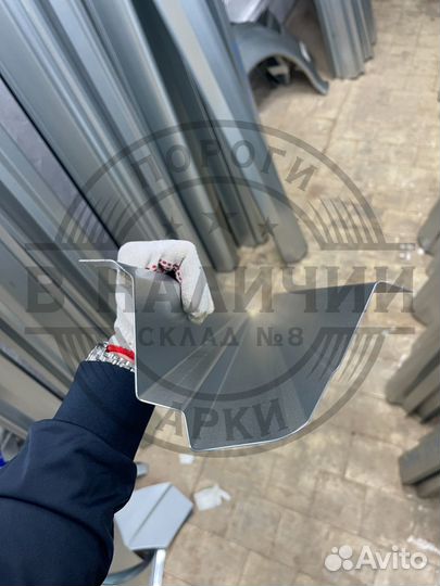 Ремонтный порог правый Nissan Maxima A33