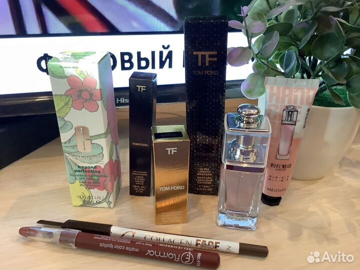 Набор косметики бренд (пакетом) новое