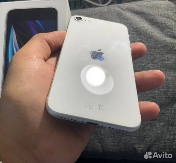 iPhone SE (2020), 128 ГБ