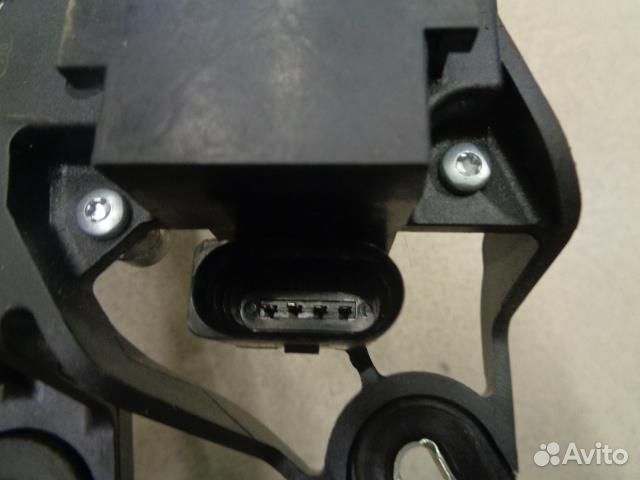 Моторчик стеклоочистителя задний Volkswagen Golf