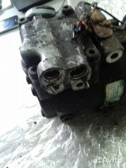 Компрессор кондиционера Hyundai Sonata