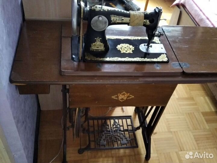 Швейная машинка бу