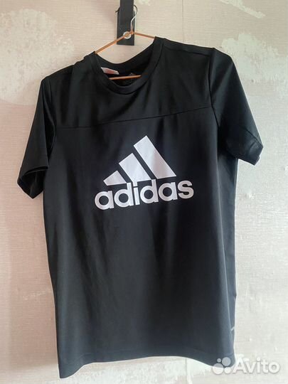 Футболка adidas