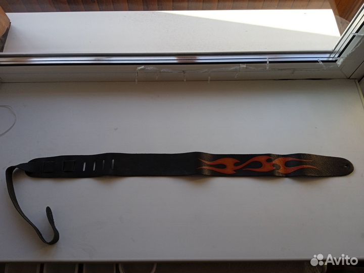 Ремень гитарный кожаный