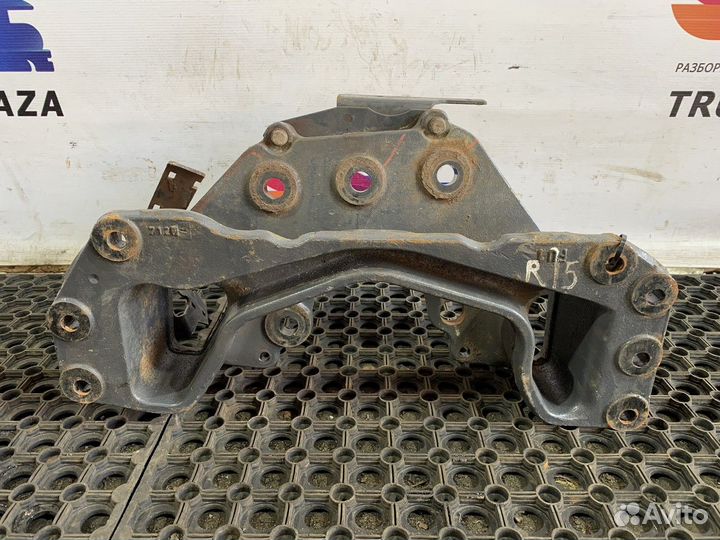 Кронштейн гура Renault Premium