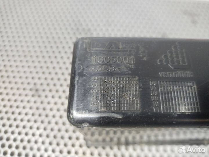 Пластик салона DAF XF 105 2009 1305001