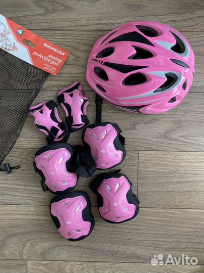 Шлем и защита для роликов
