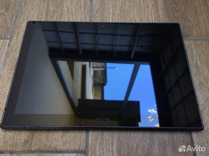 Планшет Lenovo Tab 4 Plus 10.1 4G 3/16gb