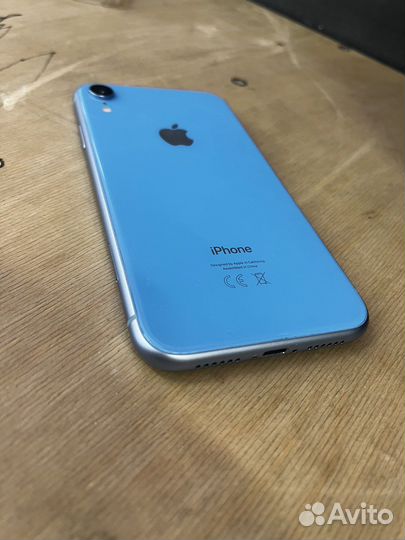 iPhone Xr, 64 ГБ