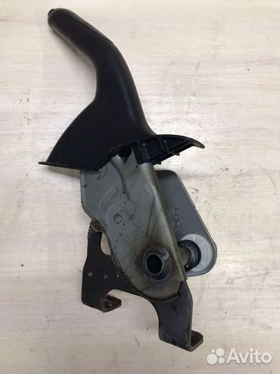 Рычаг ручного тормоза hyundai elantra 4