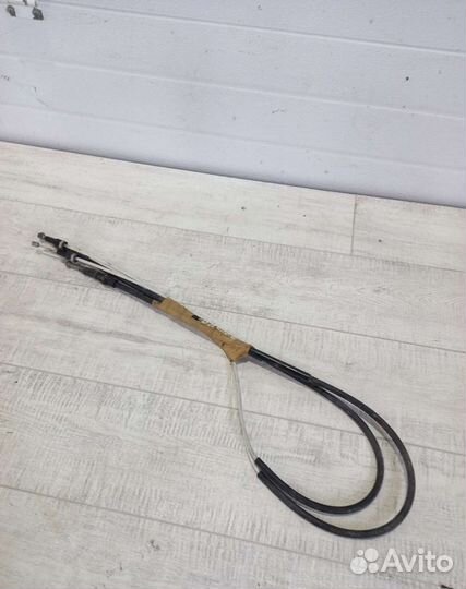 Тросик ручника VW Volkswagen Golf 6