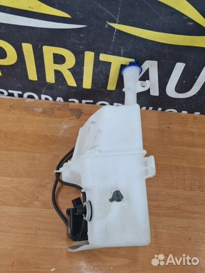 Бачок омывателя передний Kia Cerato 4 G4NA