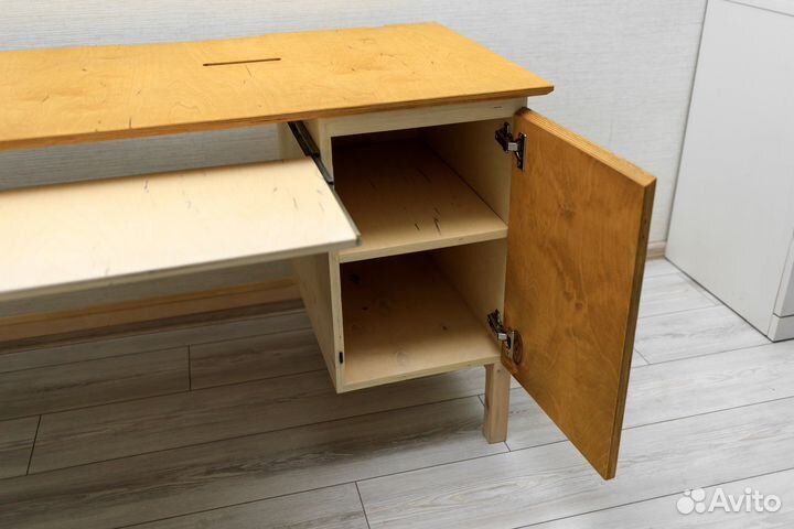 Компьютерный стол