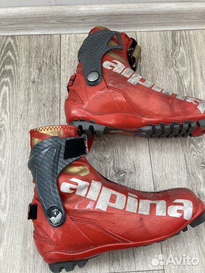 Лыжные ботинки alpina для коньковой ходьбы