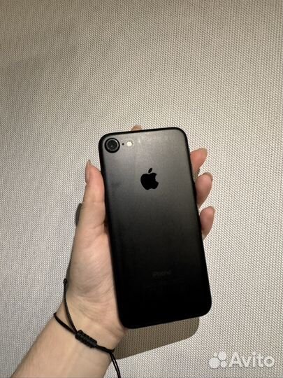 iPhone 7, 128 ГБ