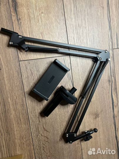 Настольный штатив для смартфонов