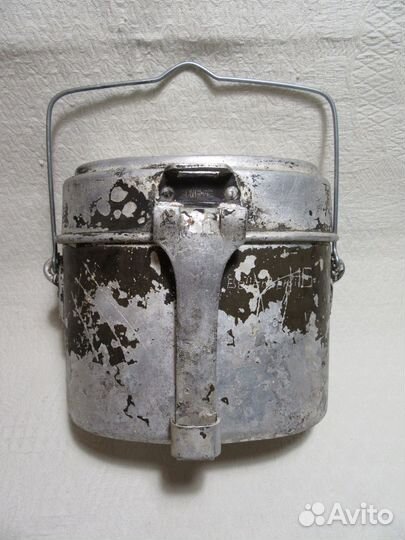 Подписной немецкий котелок на клеймах fwbn39