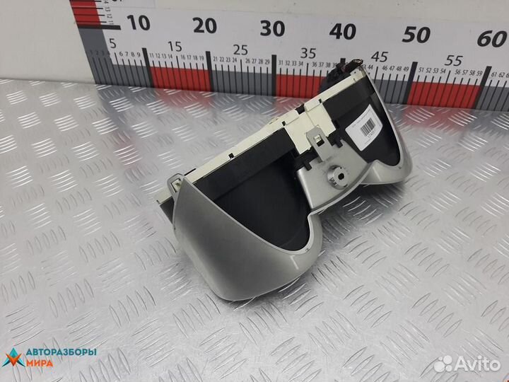 Щиток приборов (приборная панель) Ford Fiesta