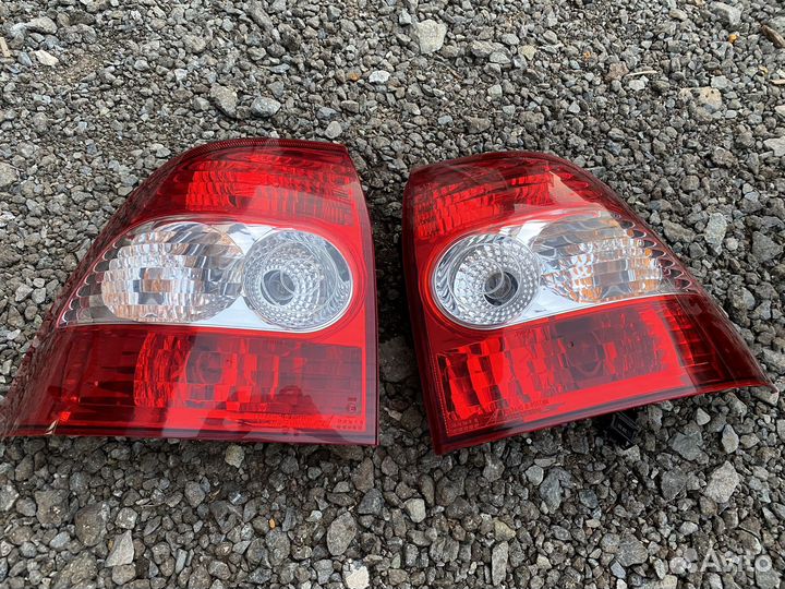 Задние фары приора 1