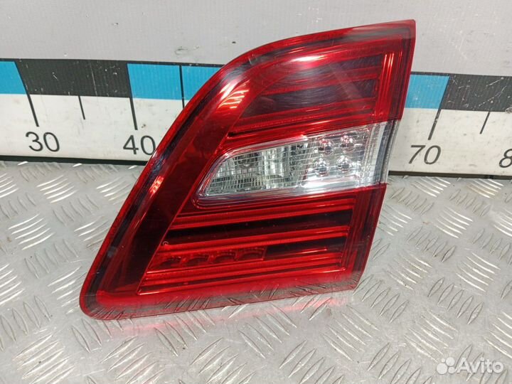 Б/У Фонарь задний внутренний правый#001