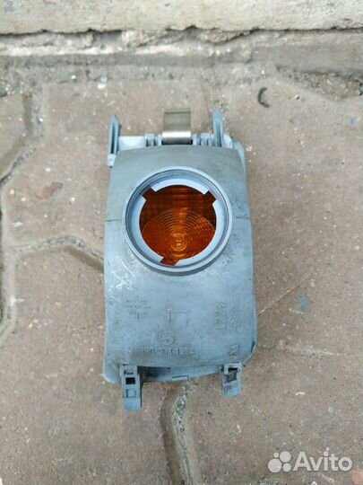 Гольф 3 Венто поворот левый 1H0 953 155 A