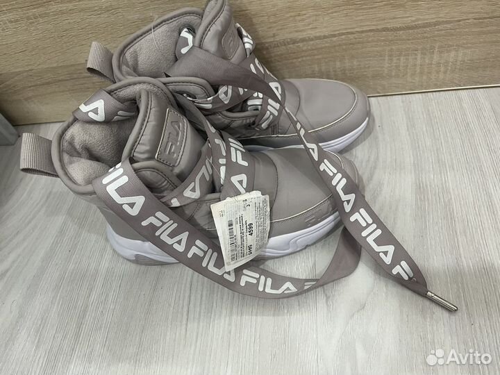 Кроссовки женские fila Nebula Puffy