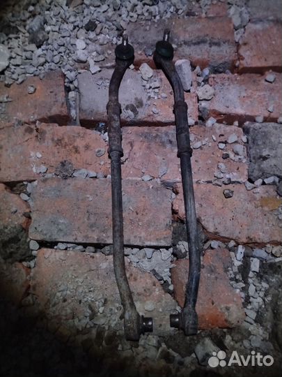 Тяги рулевые в сборе с рулевыми наконечниками 2108