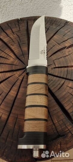 Нож туристический 