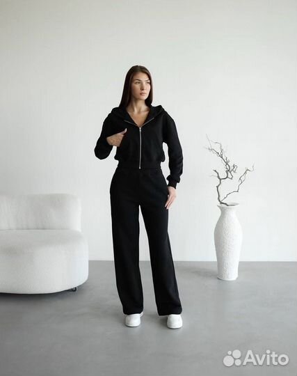 Костюм спортивный женский