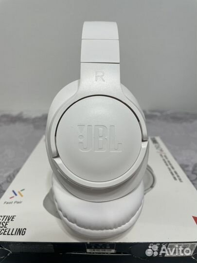 Беспроводные наушники JBL Tune 760NC Белые