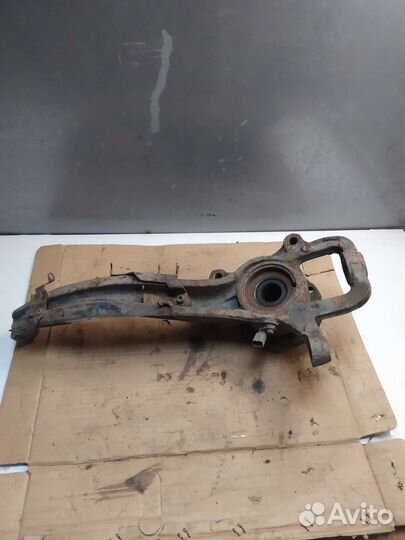 Поворотный кулак левый VW Touareg, Porsche, Audi