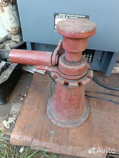 Винтовой домкрат СССР