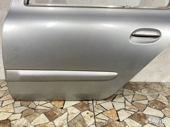 Дверь задняя левая Renault Symbol седан 1.4