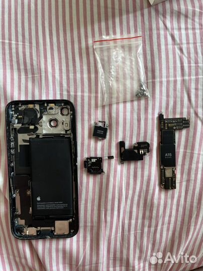 iPhone 13 запчасти