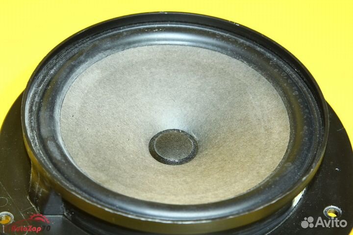 W204 C250 Динамик передней двери левоправо