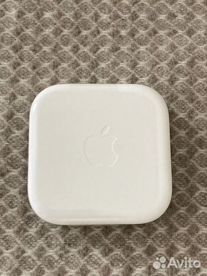 Наушники earpods Apple.Оригинал.Новые.3,5 мм