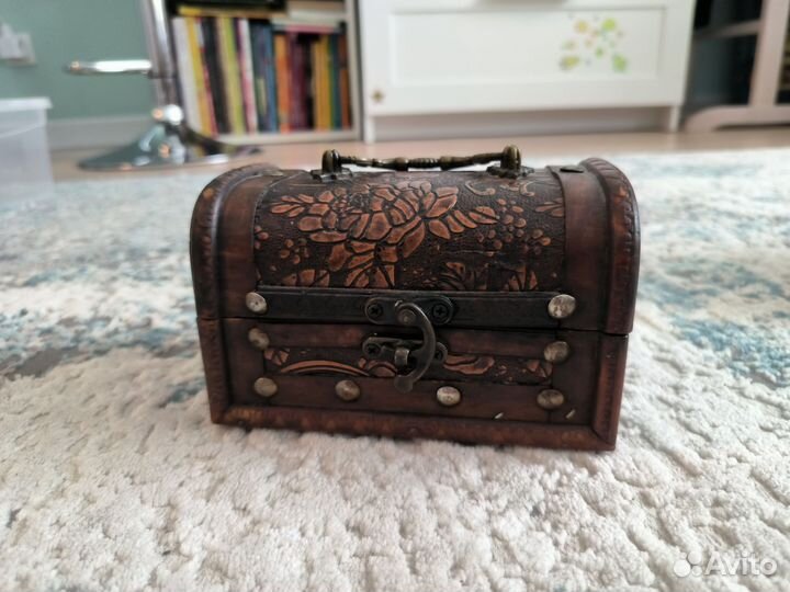 Шкатулка для украшений дерево