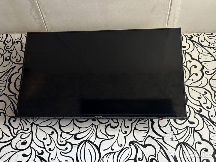 Телевизор samsung crystal UHD 50 дюймов