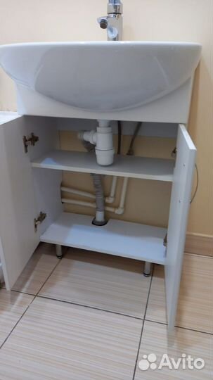 Тумба для ванной с раковиной бу